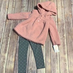 NWT 2 piece fleece top with polka dot pants